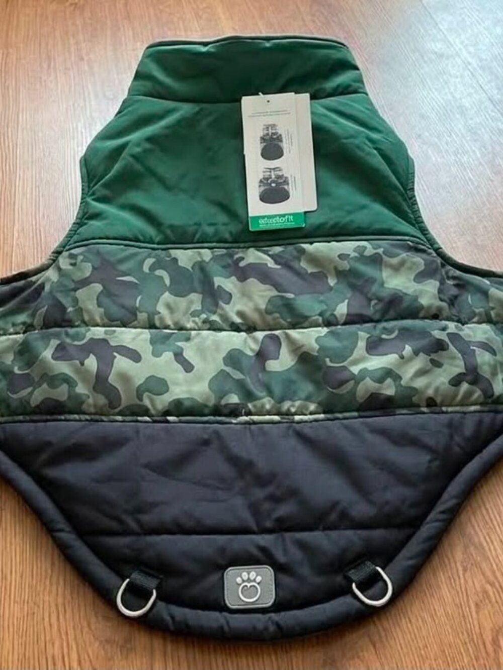 Canada Pooch Summit Stretch Dog Vest Green Camo Puffer Winter Coat #094